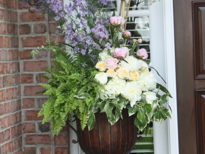 Floral arrangement of a classic garden wedding