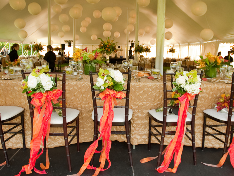 Table at a modern style summer wedding