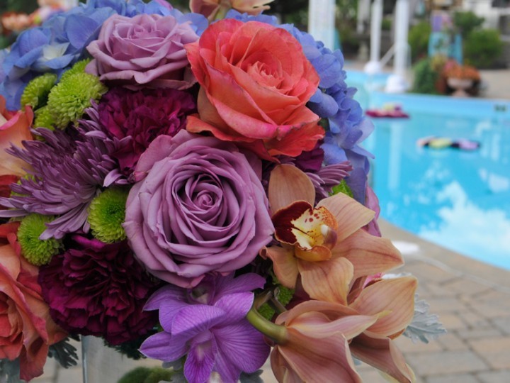 Flower arrangement for a Romantic style wedding